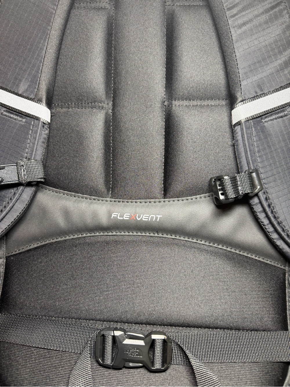 NEW The North Face Women's Surge Backpack, 12" x 6.5" x 19.5", Blk/Rose Gld - Picture 10 of 17